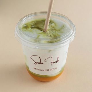 Ice Matcha Mango Latte