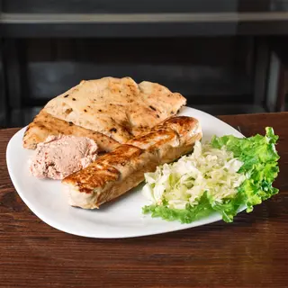 Punjeno pileće belo na žaru 300 gr