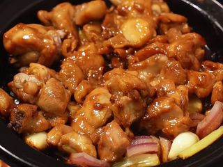 C03-210 Pileca tepsija