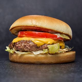 Classic Cheeseburger