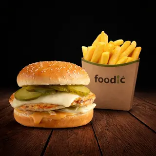 Chicken Cheeseburger i Mali Pomfrit
