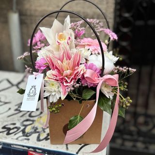 Torbica u roze nijansama