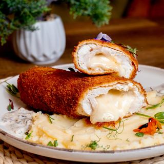 Pohovana punjena piletina 