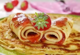 Palačinke sa džemom od jagoda