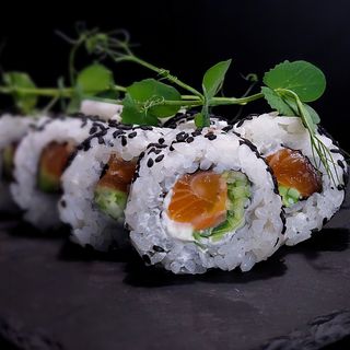 Losos Krastavac Uramaki