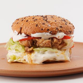 Sač burger sa piletinom