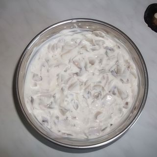 Salata sa pecurkama i pavlakom 70g