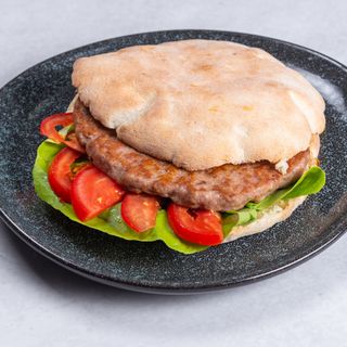 Pljeskavica sa kajmakom 200g