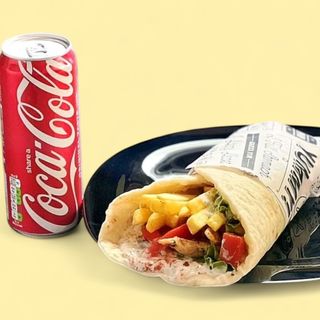 Veliki svinjski giros i Coca-Cola 0.33