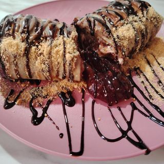 Palačinka sa voćnim nadevom