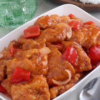 Som file u slatko kiselom sosu