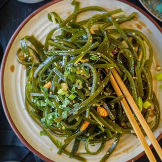 Salata sa morskim algama