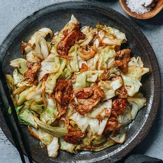 Svinjetina u kari sosu