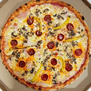 Pizza MAĐARICA 50cm