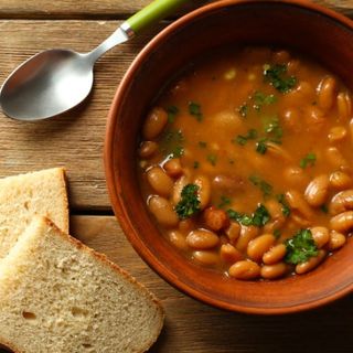 Pasulj sa kobasicama