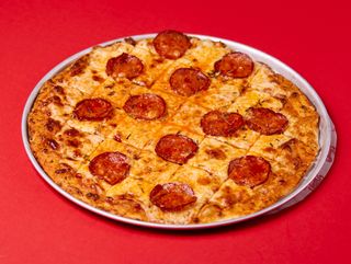 Pepperoni pizza 40 cm