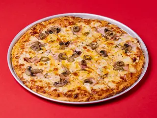 Bacon Capricciosa pizza 30 cm