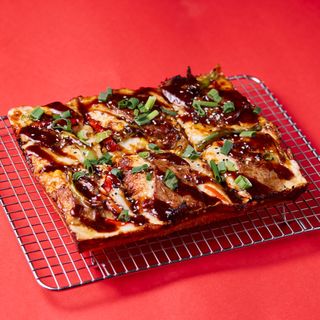 Bulldogy Detroit Pizza