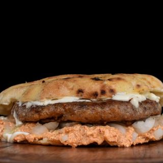 Urnebes Punjena pljebasica