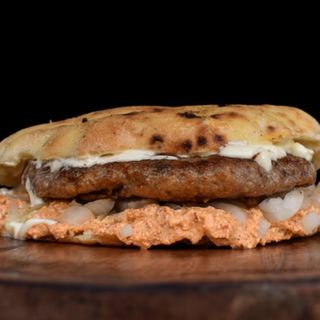 Urnebes Dupla pljeskavica