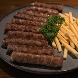 Ćevapi sa lukom / na komad