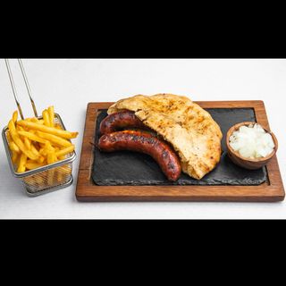 Dimljena kobasica punjena sirom