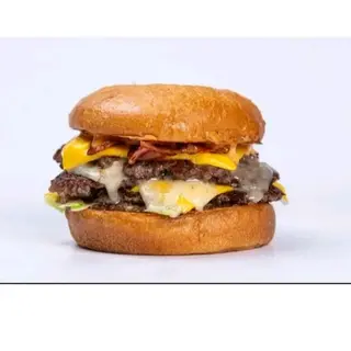 Smash Blue Bacon Garilic BBQ Cheeseburger 3