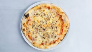 Capricciosa pizza 24cm