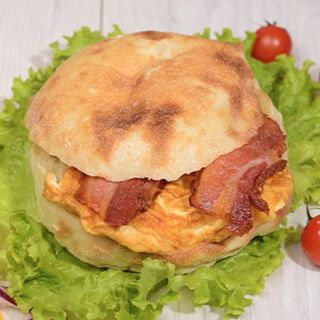 Čobanska lepinja  sa kajganom i slaninom