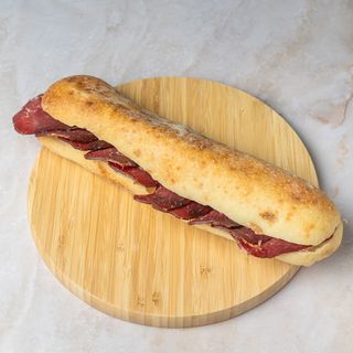 Čobanski somun sa goveđom pršutom