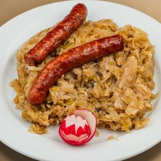 Podvarak sa kobasicom