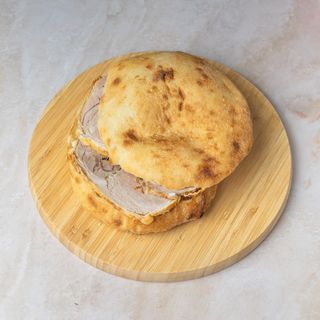 Čobanska lepinja sa rolovanom jagnjetinom