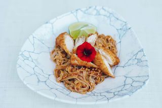 Phad Thai piletina