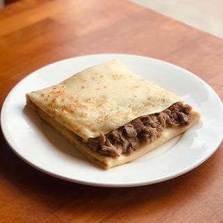 Palačinka sa svinjskim kolencem 