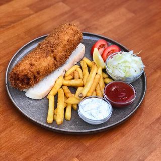 Svinjska karađorđeva sa šunkom i kačkavaljem