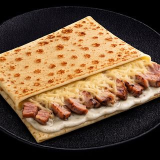 Palačinka sa dimljenim vratom i kačkavaljem