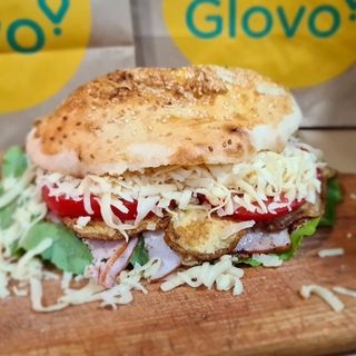 Sendvič sa goveđim sudžukom L