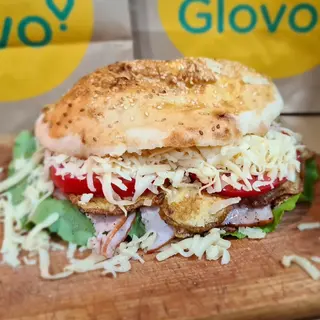 Giros sendvič