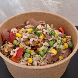 Salata sa dimljenom tunjevinom 350g