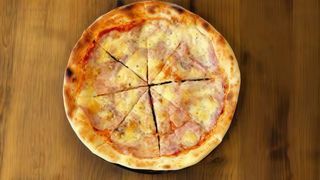 Pizza Vezuvio velika 50 cm