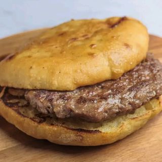 Sarajevska pljeskavica 200 grama