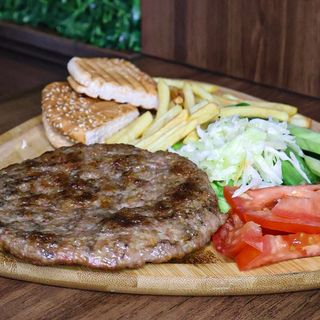 Punjena pljeskavica box