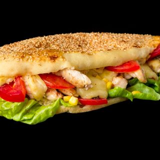 Pileći specijal sendvič