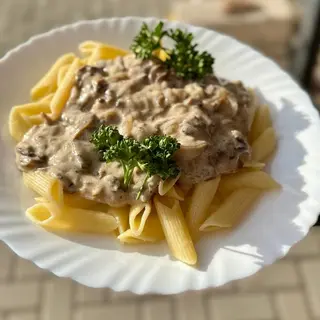 Pasta with mushroom cream sauce