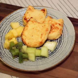 Purrniki – cottage cheese pancakes as a sign of support