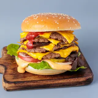 Triple Smeš burger