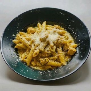 Piletina u kari sosu