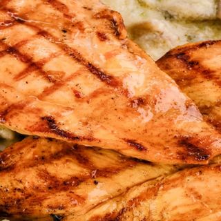 Pileći file u marinadi 1kg