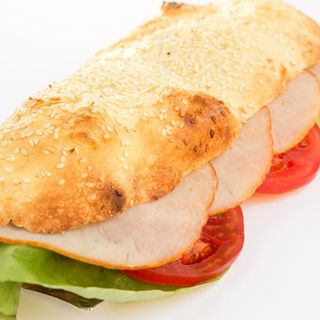 Sendvič sa pečenicom