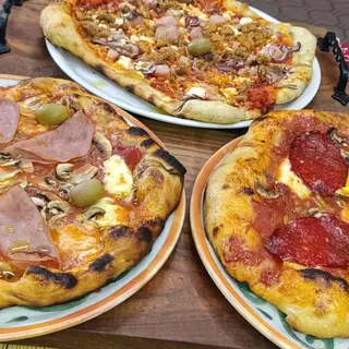 NAPRAVI PORODIČNU KOMBINACIJU 3 PIZZE